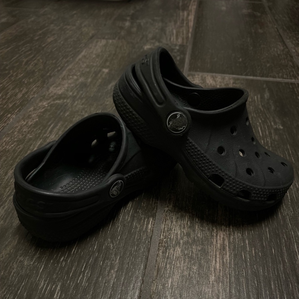 Kids black Crocs